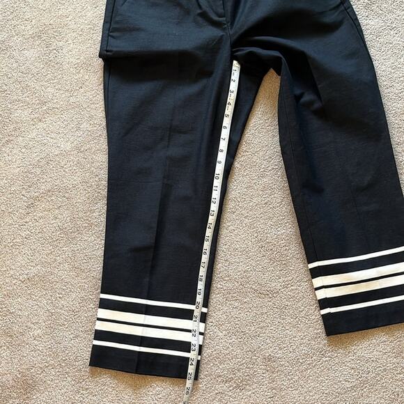 Talbots Curvy Fit Straight Leg Cropped Pants Size 10 Black White Stripes Detail - Picture 8 of 8